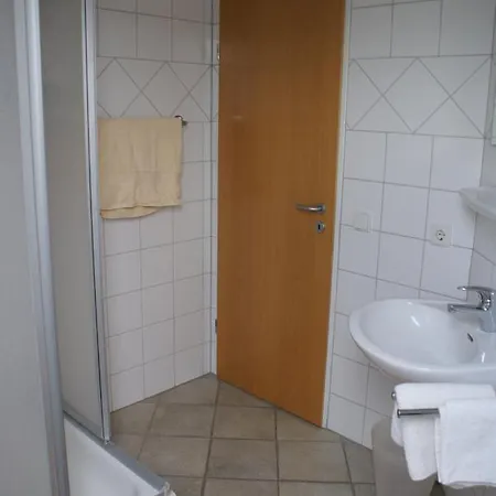 Zimmer Mit Gartenblick Köln Exterior foto